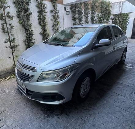 CHEVROLET ONIX 1.0 MPFI LT 8V FLEX 4P MANUAL CHEVROLET ONIX 1.0 MPFI LT 8V FLEX 4P MANUAL